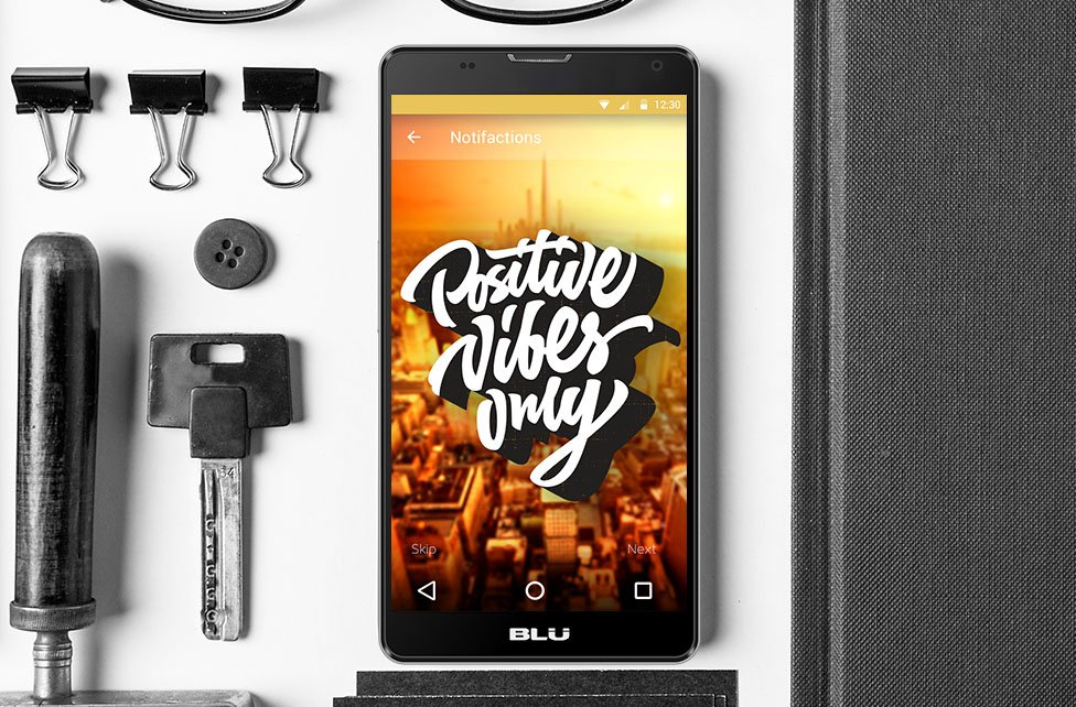 BLU Neo XL