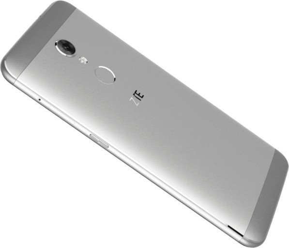 ZTE Blade V7 Plus