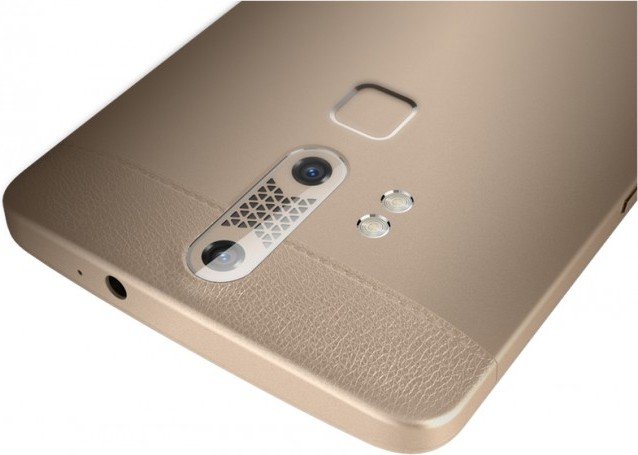 ZTE Axon Lux