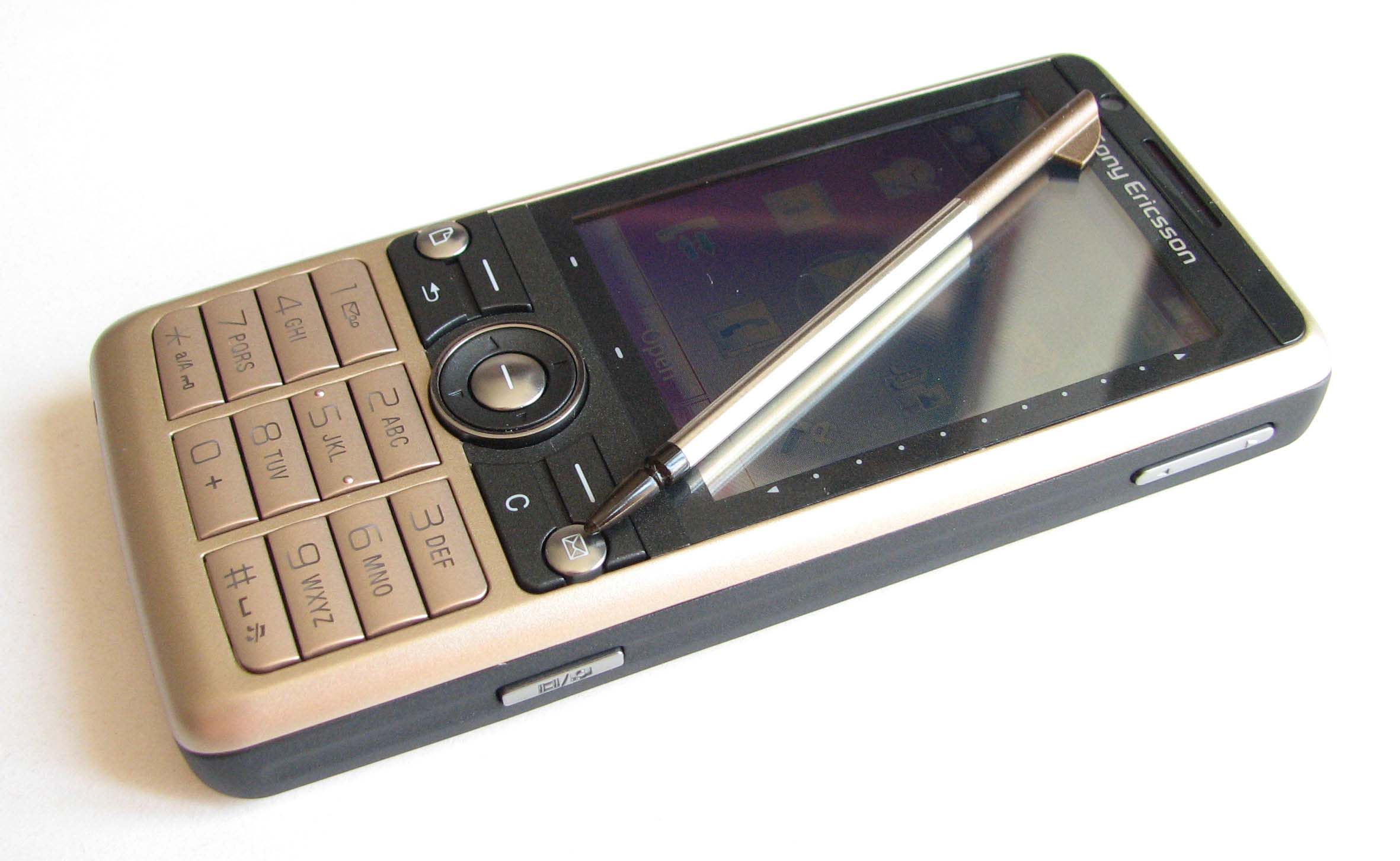 Sony Ericsson G700
