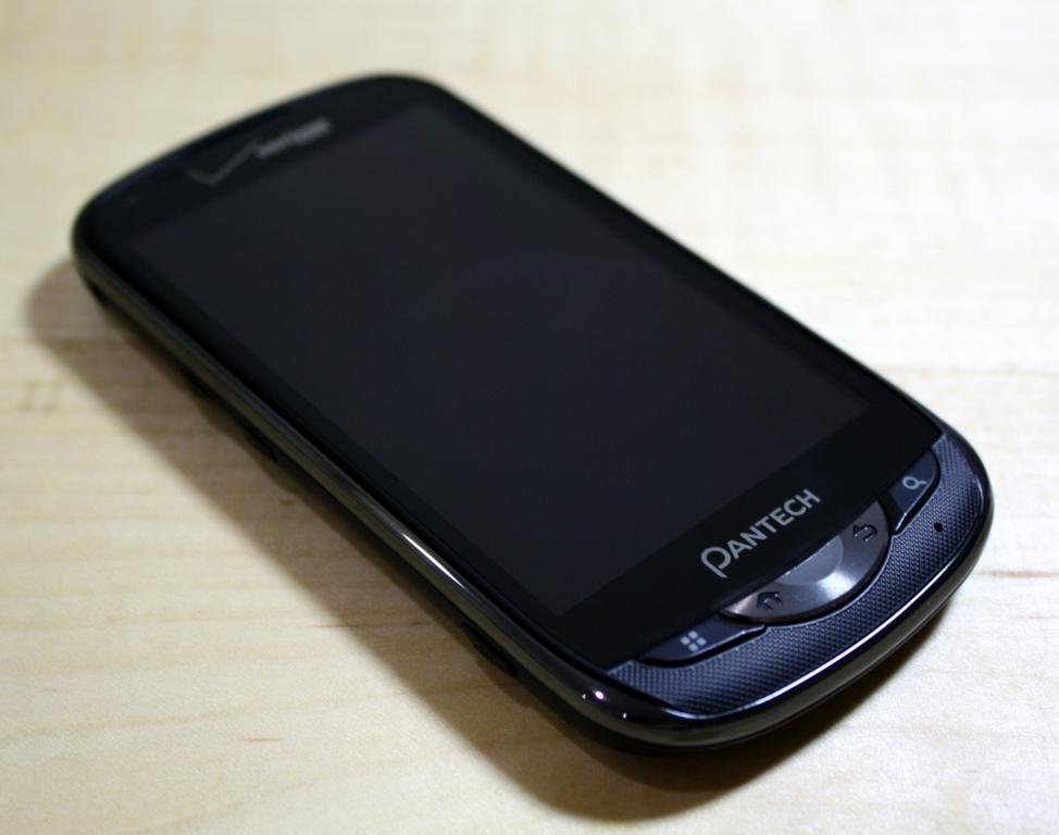 Pantech Breakout