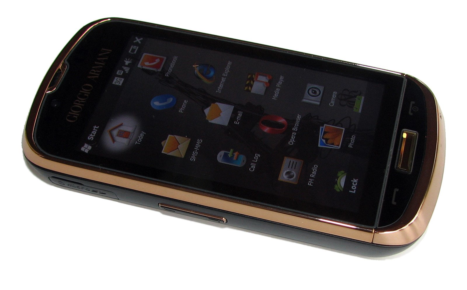 Samsung B7620 Giorgio Armani