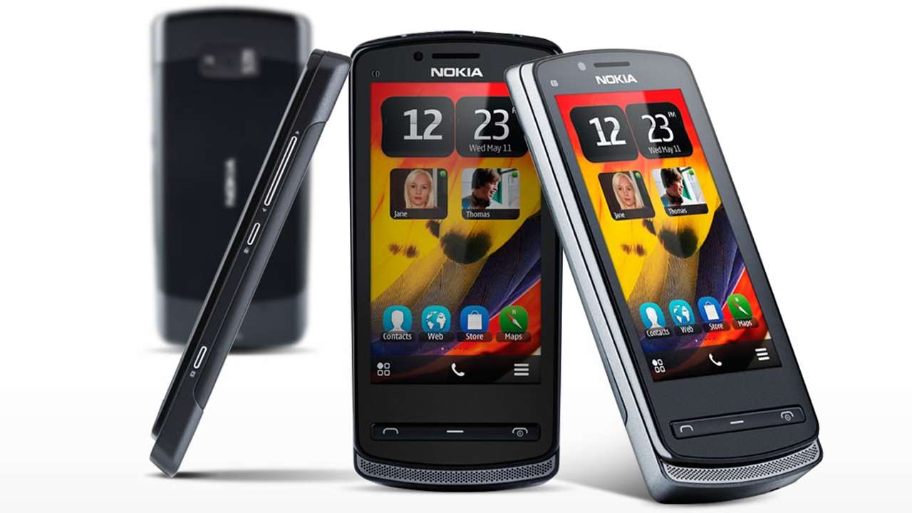 Nokia 700