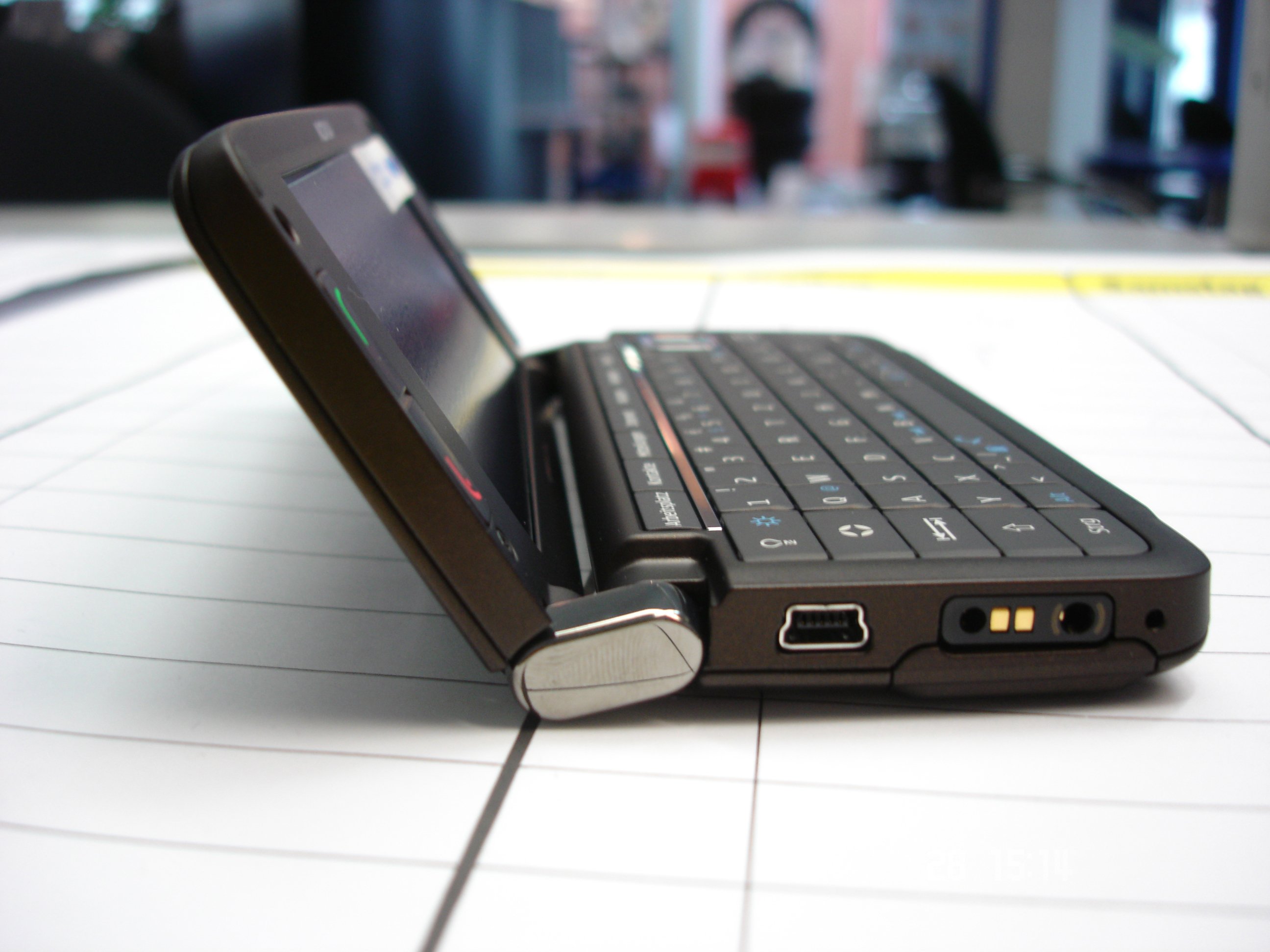 Nokia E90